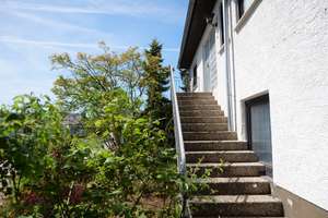 Massiver Bungalow in Hanglage! – Die vollständige Adresse der Immobilie erhältst du vom Anbieter., 55270 Zornheim – Vorschaubild 3