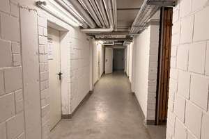 Großzügige 4 Zimmer-Wohnung mit Terrasse & Tiefgarage  2 Stellplätze in Düsseldorf-Kaiserswerth – Die vollständige Adresse der Immobilie erhältst du vom Anbieter., 40489 Lohausen, Düsseldorf – Vorschaubild 12