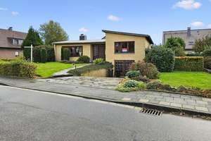 Viel Platz, viele Möglichkeiten – großzügiger Bungalow mit Gartenparadies in Hückelhoven – Die vollständige Adresse der Immobilie erhältst du vom Anbieter., 41836 Hückelhoven – Vorschaubild 3
