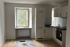 Schöne modernisierte 2-Zimmer-Wohnung mit Küche im Hochparterre – Einsteinstraße 145a, 81675 Steinhausen, München – Vorschaubild 4