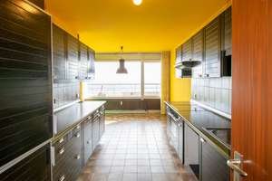 Traumhafte Aussichten - große 4,5-Zimmerwohnung mit 2-Tiefgaragenstellplätzen – Die vollständige Adresse der Immobilie erhältst du vom Anbieter., 70437 Freiberg, Stuttgart – Vorschaubild 6