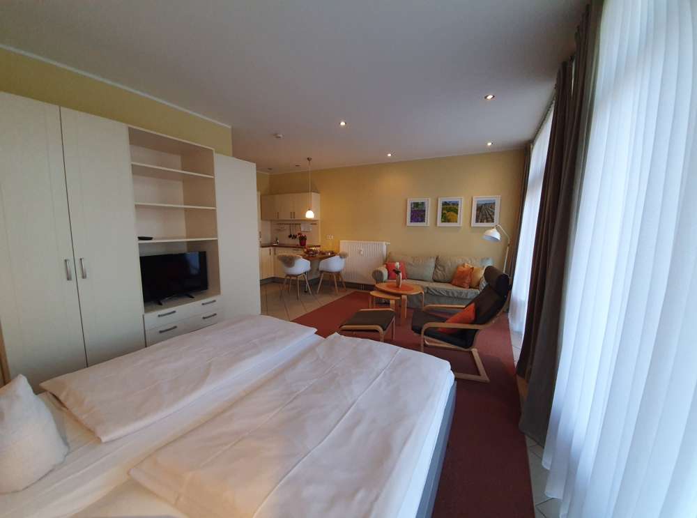 Immobilie in Mirow - REDUZIERT! Gute Lage-gute Anlage - gute Laune! Großzügiges modernes Ferienappartement im Aparthotel! - Bild 2