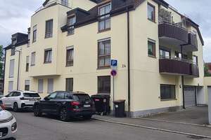 Moderne 2-Zi-Whg mit Balkon,Keller, Garten