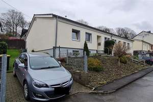 Es gibt sie noch: Die Wohlfühl-Doppelhaushälfte. Und erschwinglich ist sie auch noch! – Die vollständige Adresse der Immobilie erhältst du vom Anbieter., 42389 Langerfeld-Beyenburg, Wuppertal – Vorschaubild 2