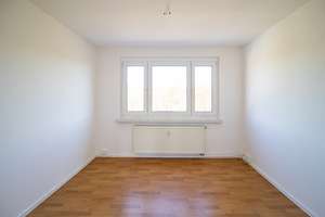 Helle Familienwohnung mit 68 qm + Loggia + PkW- Stellplatz!!! – Limbacher Straße 161, 9116 Altendorf, Chemnitz – Vorschaubild 8