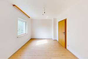 ** Ihr Wohntraum im Grünen: Freistehendes Haus mit Garten, Balkon und Platz für die ganze Familie ** – Die vollständige Adresse der Immobilie erhältst du vom Anbieter., 85053 Südost, Ingolstadt – Vorschaubild 5
