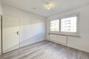Ihre neue 3-Zimmer-Wohnung mit **Einbauküche** - AB SOFORT! – Albert-Köhler-Straße 13, 9122 Morgenleite, Chemnitz – Vorschaubild 10