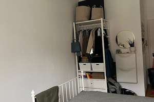 Charmante 2-Zimmer-Dachgeschosswohnung mit Balkon – Leonrodstr. 45, 80636 Dom Pedro, München – Vorschaubild 3
