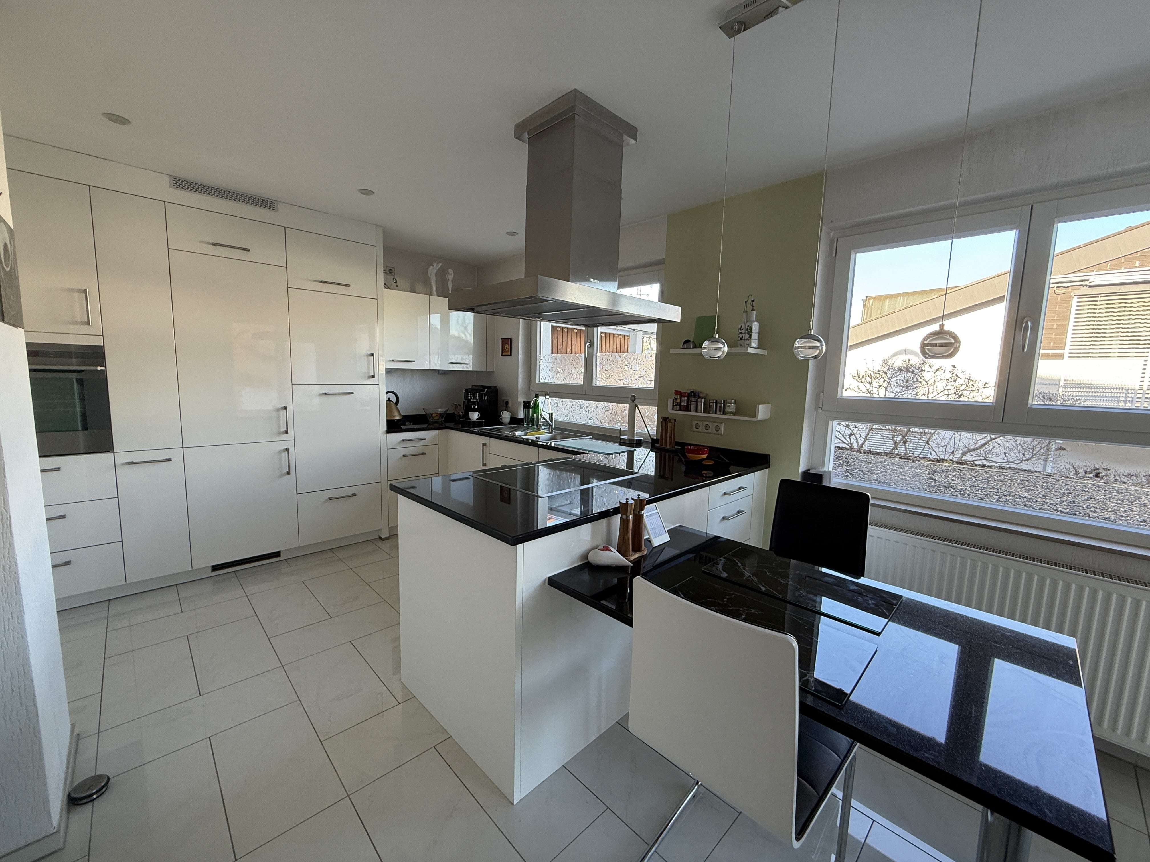 Immobilie in Fischerbach - Attraktives Wohnidyll: Einfamilienhaus mit Wintergarten & Einliegerwohnung in Haslach i.K. - Bild 7