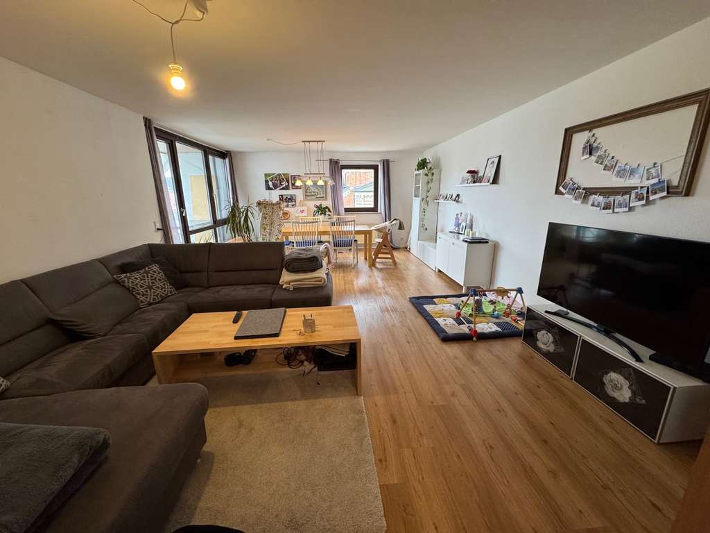 Immobilie in Nattheim - Renovierte 3 Zimmer Wohnung in zentraler Wohnanlage mit Küche und tollem Blick - Bild 0