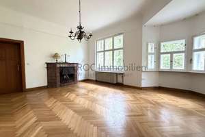 Stilvolle Altbauvilla mit ca. 190 m² Wohnfläche! Berlin-Lichtenrade – Die vollständige Adresse der Immobilie erhältst du vom Anbieter., 12309 Lichtenrade, Berlin – Vorschaubild 3