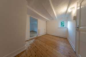 Gemütliches Haus mit Garten im Herzen von Eiserfeld | WG-geeignet | Renoviert | Altbau – In der Enke 2, 57080 Siegen-Wittgenstein (Kreis) – Vorschaubild 11