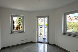 Stilvoll wohnen in Augsburg-Kriegshaber – freistehendes Einfamilienhaus mit Kamin & Designküche – Emily-Balch Straße 7, 86156 Kriegshaber, Augsburg – Vorschaubild 18