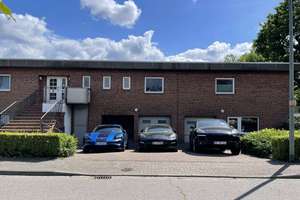 Wunderschöne Villa mit zwei Einliegerwohnungen mit viel Platz – Die vollständige Adresse der Immobilie erhältst du vom Anbieter., 24537 Gartenstadt, Neumünster – Vorschaubild 1