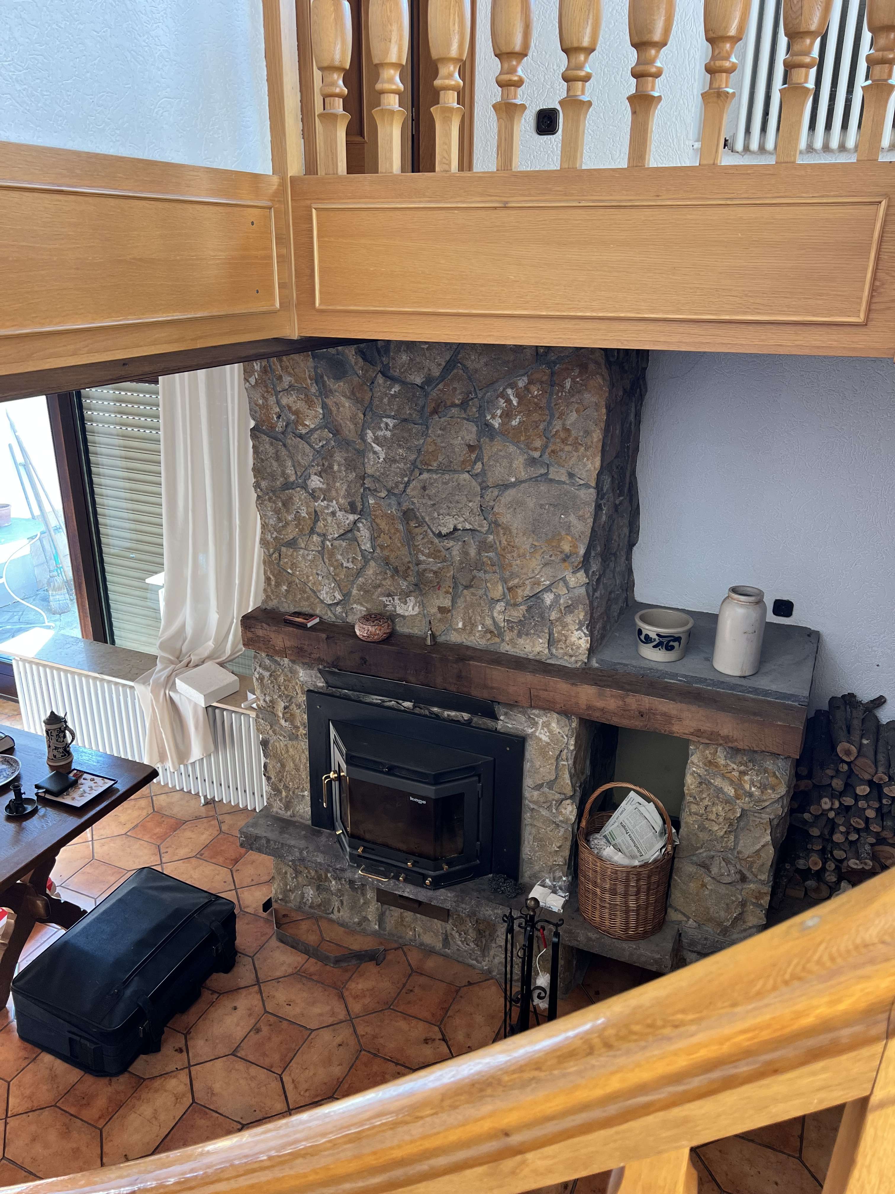 Immobilie in Bad Kissingen - Einfamilienhaus mit Einliegerwohnung und 2 Garagen - Bild 1