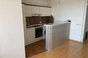 Möblierte 2-Zimmer-Wohnung mit atemberaubender Aussicht – Hamburger Allee 6, 30161 Oststadt, Hannover – Vorschaubild 4