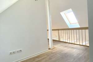 Traumhafte DG-Maisonette-Wohnung - Lichtdurchflutet - EBK - großer Balkon – Die vollständige Adresse der Immobilie erhältst du vom Anbieter., 99085 Krämpfervorstadt, Erfurt – Vorschaubild 12