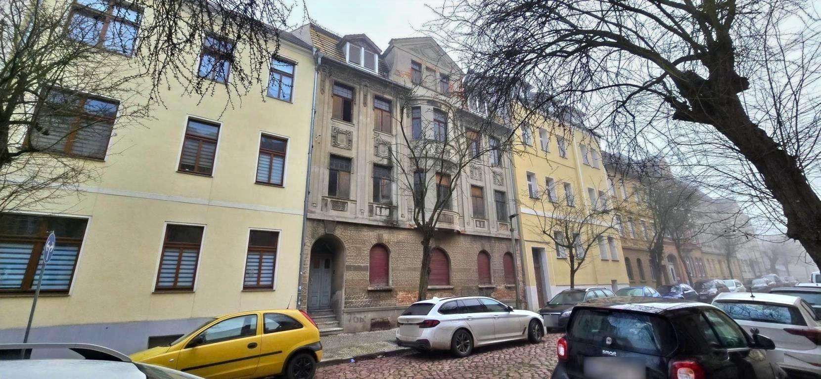 Historisches Mehrfamilienhaus in Köthen – Niedriger Einstieg, hohe steuerliche Abschreibung, star, Anhalt Bitterfeld Kreis – Bild 2