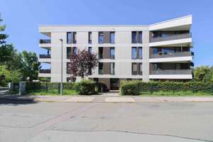 Exklusive 4- Zimmer-Wohnung mit 40m² großer Südterrasse u. Tiefgaragenstellplatz in Chemnitz Hutholz – Die vollständige Adresse der Immobilie erhältst du vom Anbieter., 9123 Hutholz, Chemnitz – Vorschaubild 20