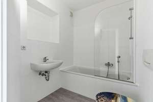 Property thumbnail 23