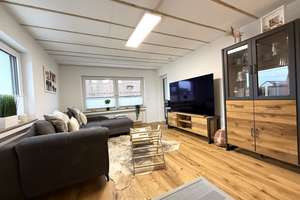 Einziehen & Wohlfühlen: Gepflegte 4,5-Zimmer-Wohnung mit Garage