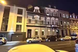 Charmantes Mehrfamilienhaus im Herzen von Krefeld – Krefeld – Vorschaubild 1