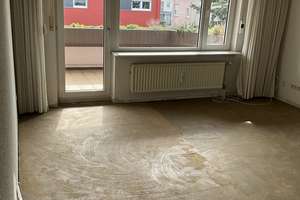 Verkaufe in Leverkusen-Schlebusch 3-Zimmer-Wohnung mit Balkon – Odenthaler Straße 21 b, 51375 Schlebusch, Leverkusen – Vorschaubild 4