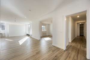 Stilvolle 5-Zimmer-Eigentumswohnung, die Exklusivität und Eleganz vereint. – Die vollständige Adresse der Immobilie erhältst du vom Anbieter., 53177 Heiderhof, Bonn – Vorschaubild 4