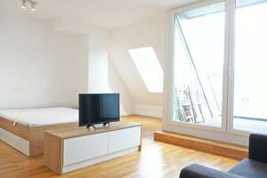 Moderne 1,5-Zimmer-Wohnung mit großem Balkon in Dom Pedro