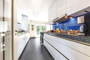 Exklusive Penthousewohnung mit Wohnrecht und großer Dachterrasse in Bestlage Solln! – Die vollständige Adresse der Immobilie erhältst du vom Anbieter., 81479 Thalkirchen, München – Vorschaubild 11
