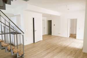 Exklusive Maisonette mit moderner EBK, sonniger Terrasse & Tageslichtbad im neuen "BADERHOME" – Burgergäßchen 4, 86150 Jakobervorstadt-Nord, Augsburg – Vorschaubild 4