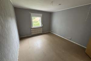 Geräumige 2,5 Zimmer Wohnung mit Mansardenzimmer – Friedrich-Ebert-Str. 24, 46238 Batenbrock, Bottrop – Vorschaubild 4