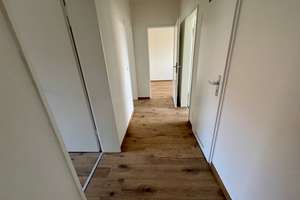 Einziehen & wohlfühlen: Frisch renovierte 3-Zimmer-Wohnung mit Balkon in Gebhardshagen – Legdenwiese 1, 38229 Gebhardshagen, Salzgitter – Vorschaubild 6