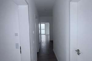 Zuhause mit viel Platz in einem modernen Penthouse in Baunatal – Hainbuchenstraße X, 34225 Baunatal – Vorschaubild 2