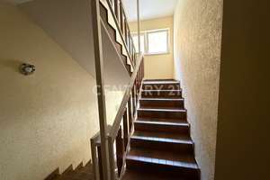 Charmante 1-Zimmer-Eigentumswohnung mit Loggia im gepflegten Mehrparteienhaus – Die vollständige Adresse der Immobilie erhältst du vom Anbieter., 66130 Schafbrücke, Saarbrücken – Vorschaubild 2