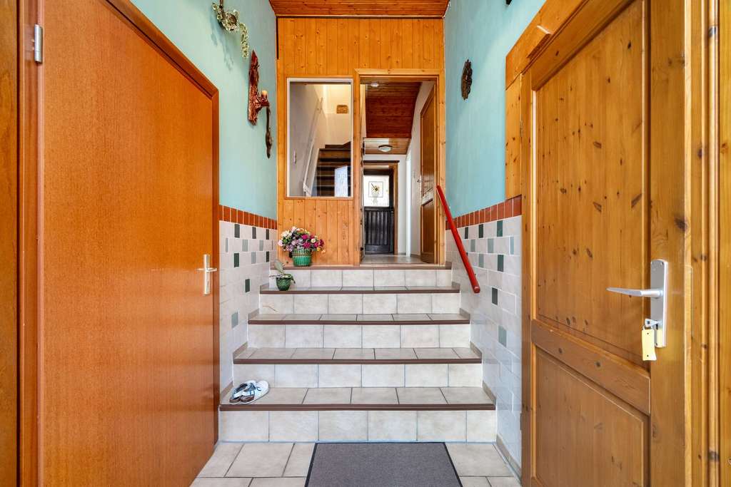 Immobilie in Algermissen - Großes freistehendes Einfamilienhaus zentral in Algermissen! - Bild 1