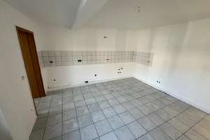 Helle, großzügige Wohnung mit viel Platz & Potenzial – zentral gelegen – Bernhardstr. 3, 47166 Neumühl, Duisburg – Vorschaubild 19
