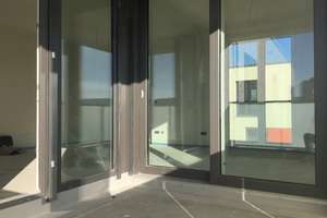 Elegante und hochwertige, von Architektin ausgestattete 2 Zi Wohnung mit Balkon und Weitblick – Die vollständige Adresse der Immobilie erhältst du vom Anbieter., 70191 Am Pragfriedhof, Stuttgart – Vorschaubild 3