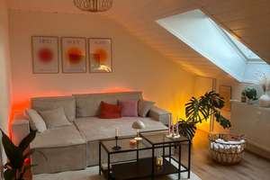 Dachgeschosswohnung mit Klimaanlage - in Karlsruhe-Rintheim