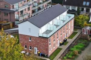 Ein Zuhause, in dem Familie ankommt – modernes Endreihenhaus mit Garten & Dachterrasse – Ellerauer Straße 22c, 25451 Quickborn – Vorschaubild 1