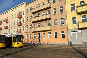Altbau-Investment in Berlin-Lichtenberg | 4 Wohnungen im Paket | eine Einheit ab 2028 FREI – Die vollständige Adresse der Immobilie erhältst du vom Anbieter., 10365 Lichtenberg (Ortsteil), Berlin – Vorschaubild 2