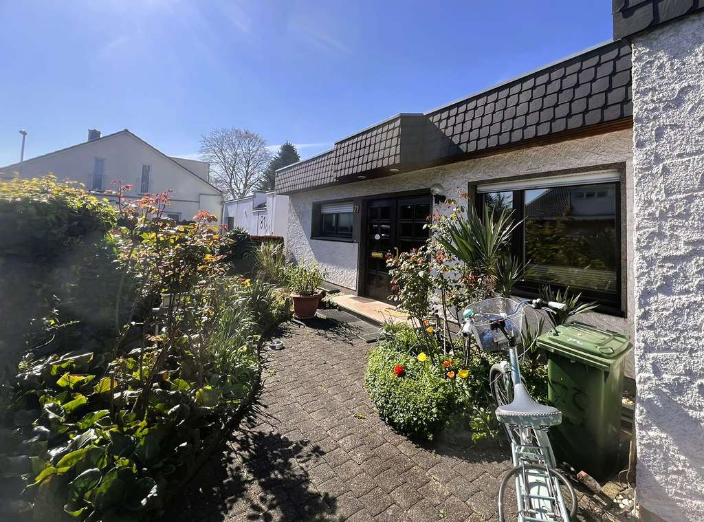 140m² Bungalow mit Wintergartentraum Leben wie im Urlaub in Bonner Toplage