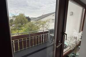 CYRIL HEYNE REAL ESTATE präsentiert: Modern-sanierte 2-Zi-DG-Wohnung mit Balkon und EBK  & Hobbyraum – Die vollständige Adresse der Immobilie erhältst du vom Anbieter., 70378 Hofen, Stuttgart – Vorschaubild 8