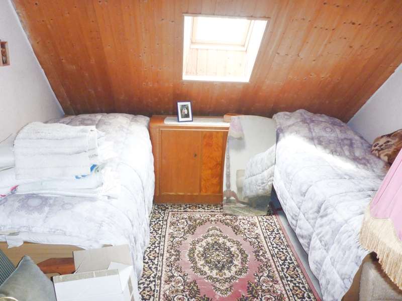 Immobilie in Altkalen - Gegen Gebot !
Sanierungsobjekt mit viel Nebengelass für Hobby und Freizeit - Bild 3