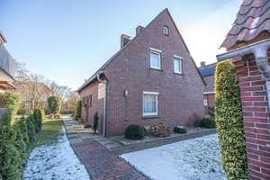 Solides Wohnhaus in ruhiger Siedlungslage – Friesland (Kreis) – Vorschaubild 3