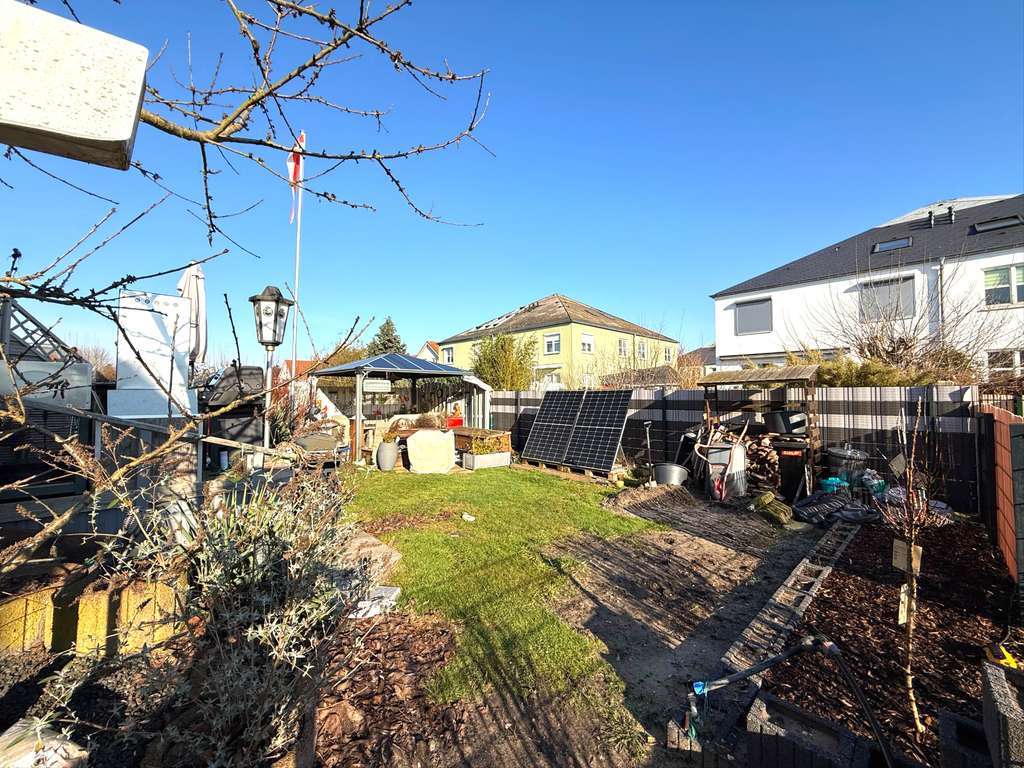 Immobilie in Velten - Frei ab 01.04.2026! Stadthaus/Eckhaus (WEG) in Velten zu verkaufen! - Bild 2