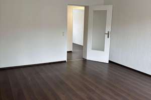 Stadtwohnung mit Garage und Loggia – Die vollständige Adresse der Immobilie erhältst du vom Anbieter., 89231 Neu-Ulm – Vorschaubild 2