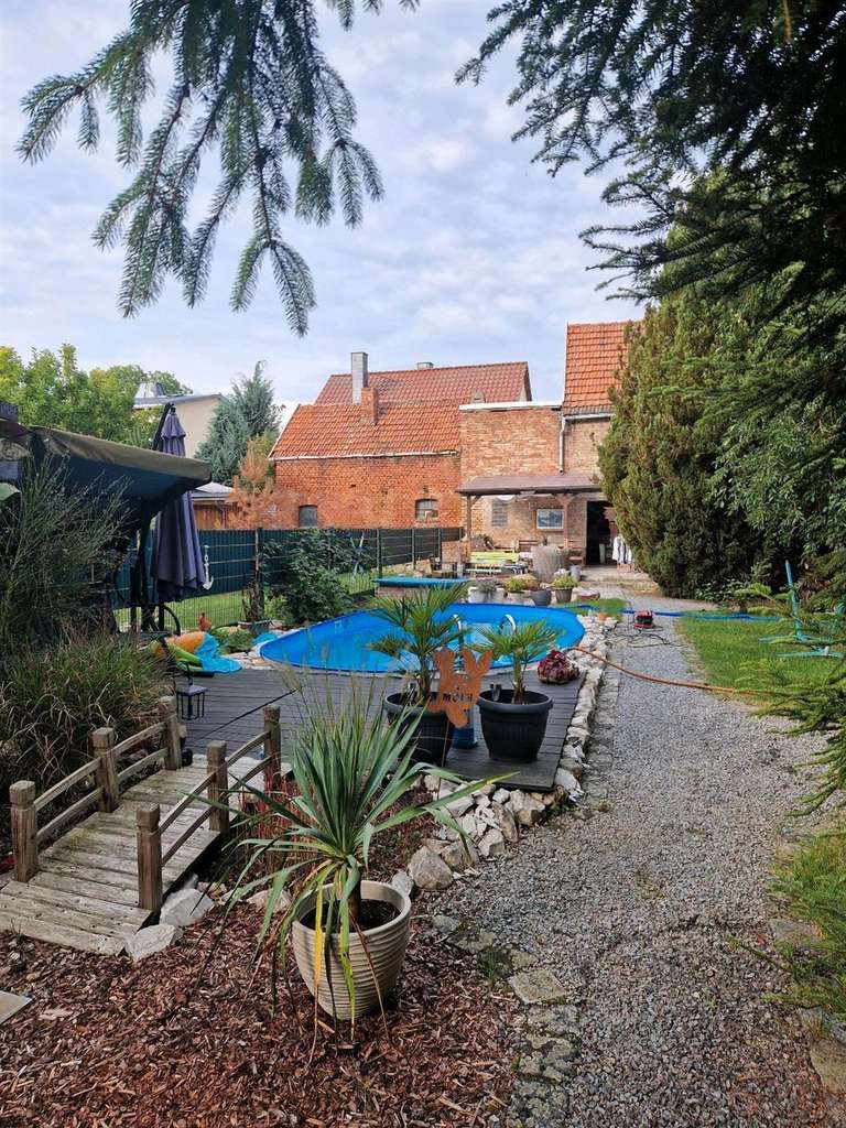 Immobilie in Ebeleben - Einfamilienhaus in ruhiger Wohnlage mit ca. 971 m² großem Grundstück - Bild 1