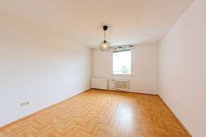 Geräumige 3-Zimmer-Wohnung mit Balkon im 9. OG - Sindelfingen – Die vollständige Adresse der Immobilie erhältst du vom Anbieter., 71067 Sindelfingen – Vorschaubild 8