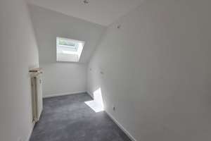 Charmante Dachgeschosswohnung in München  – Franz-Wüllner-Str. 15, 81247 Obermenzing, München – Vorschaubild 8